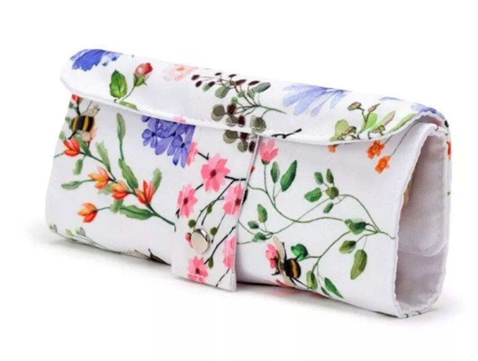 Nectar Meadows Stationery Set in Canvas, 8 Piece, made from recycled materials